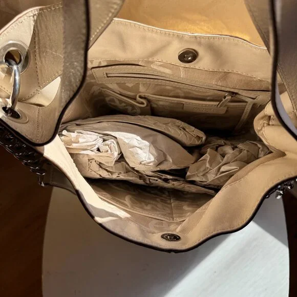 MK Magic White Studded Shoulder Bag – Impeccable condition! - Picture 5 of 5